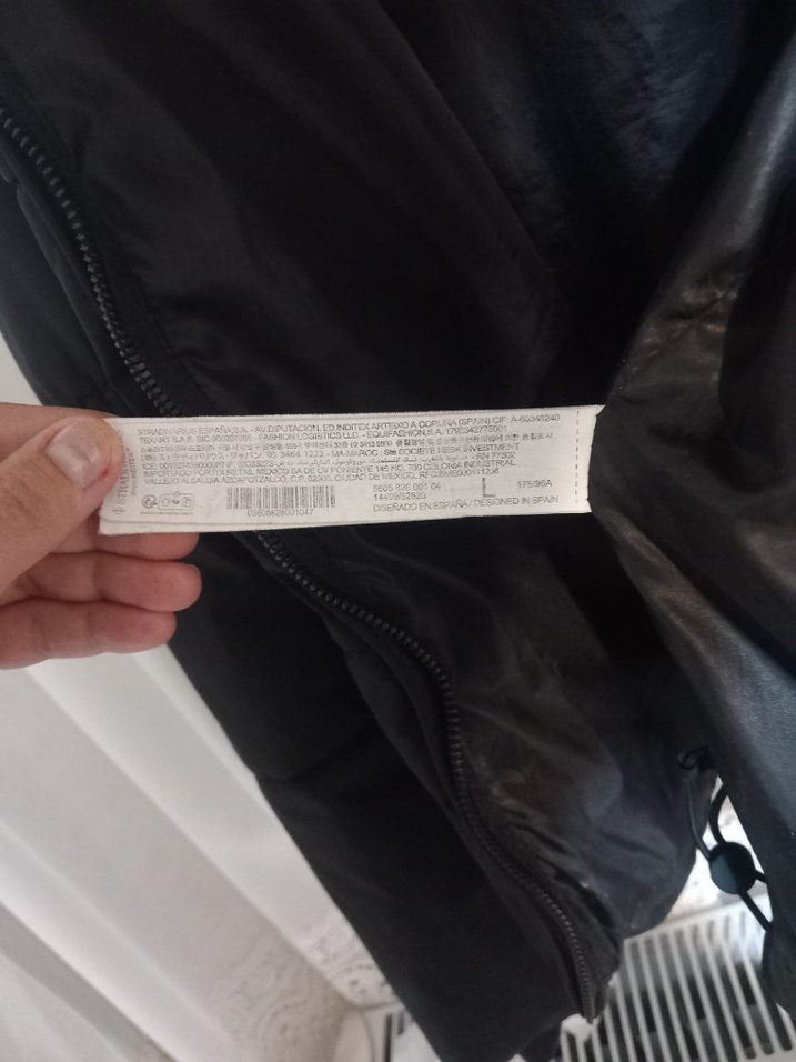 Siyah Fermuarlı Kısa Kadın Kışlık Mont - Görsel 4