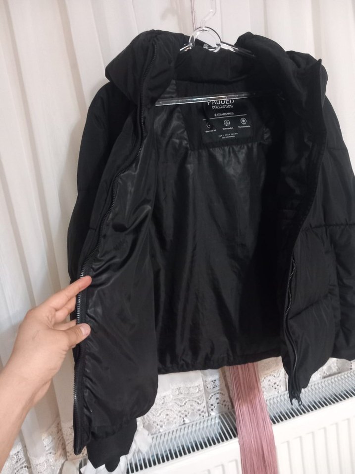 Siyah Fermuarlı Kısa Kadın Kışlık Mont - Görsel 2