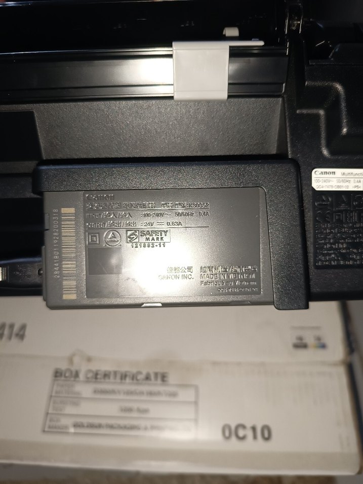 Beyaz ve Gri Yazıcı - Görsel 5