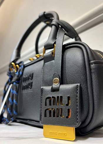 Beden Miu Miu Siyah Deri Kadın El Çantası