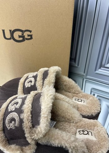 Ugg Kürklü Süet Kadın Terlik GG Detaylı