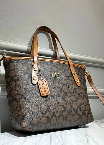 Beden Coach small tote Bag 31 x 21 8 cm