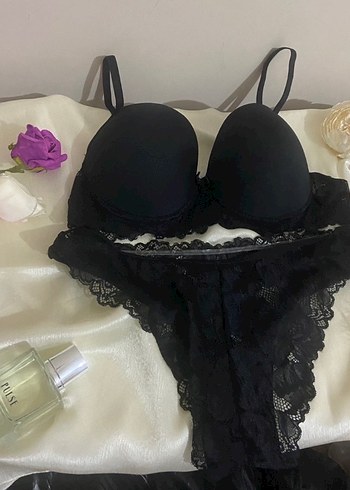 Siyah Gotik Midi Sütyen Takımı