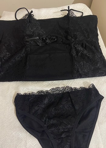 Siyah Dantel Detaylı Kadın İç Giyim - Görsel 4