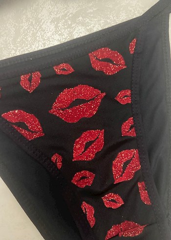 Kırmızı Baskılı simli Sütyen Takımı - Görsel 2