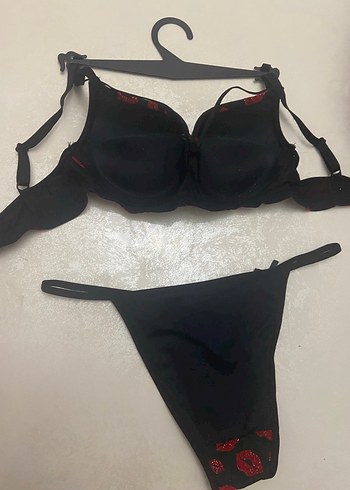 Kırmızı Baskılı simli Sütyen Takımı - Görsel 5