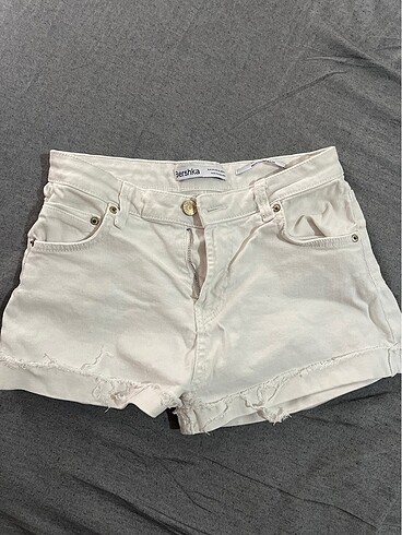 Bershka sort