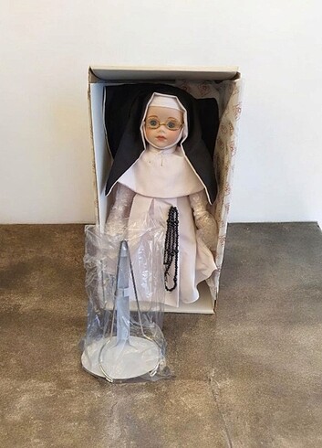 Rahibe Porselen Bebek Sister Mary