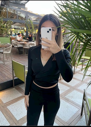 Siyah V Yaka Kadın Midi Takım - Görsel 2