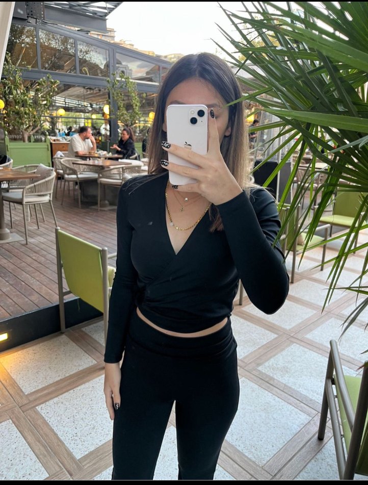 Siyah V Yaka Kadın Midi Takım - Görsel 2