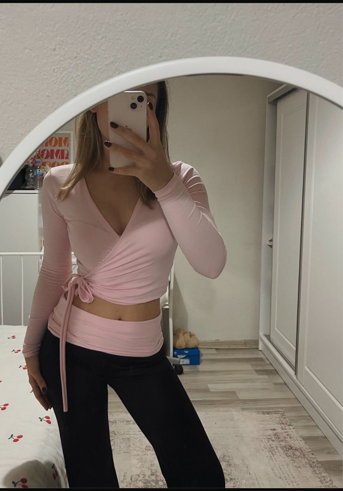 Pembe V Yakalı Uzun Kollu takım - Görsel 3