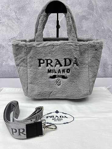 Prada Peluş Çanta -RENKLERİ İÇİN KAYDIRINIZ.-