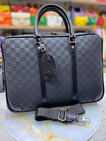 Beden çeşitli Renk LV Laptop Çantası -RENKLER İÇİN KAYDIRINIZ.-