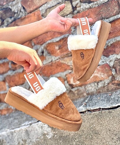 Ugg Ugg Lastikli Peluş Terlik -RENKLER İÇİN YANA KAYDIRINIZ.-