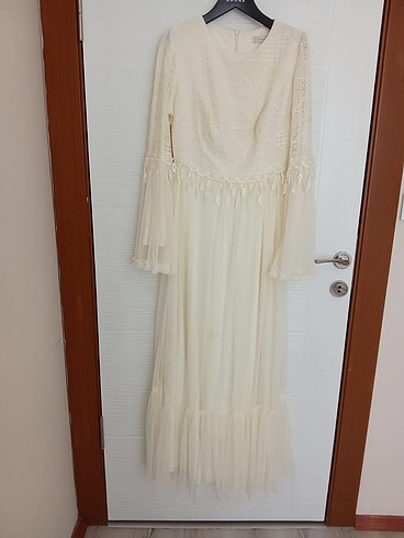38 Beden Nikah Elbisesi