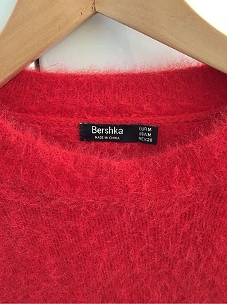 m Beden kırmızı Renk Bershka kazak