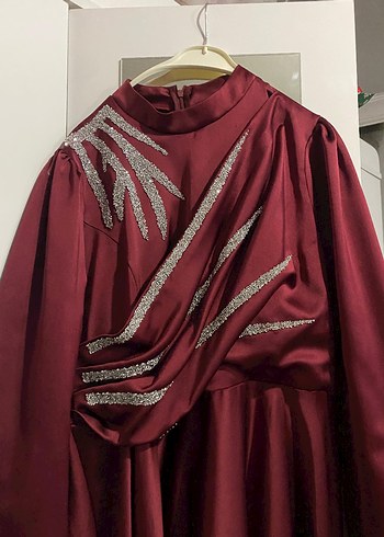 Bordo Uzun Kollu İşlemeli Abiye Elbise - Görsel 2