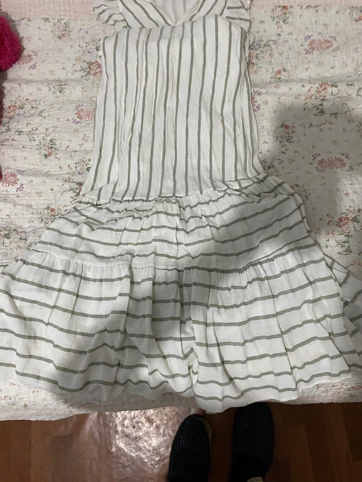 Volanlı, V Yakalı Uzun Keten Elbise - Görsel 2