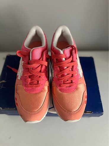 37 Beden Sıfır orjinal asics