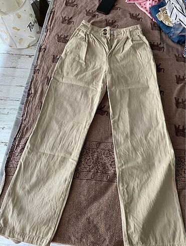 Stradivarius pantolon
