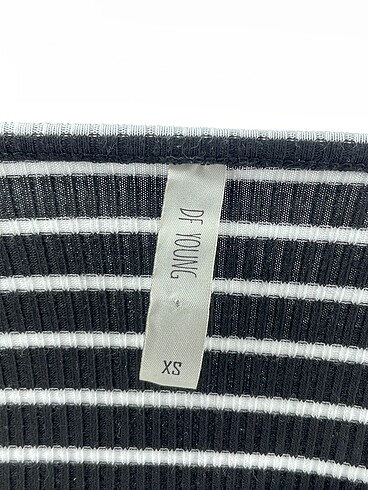 xs Beden çeşitli Renk Defacto T-shirt %70 İndirimli.