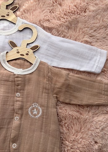 Zara Kahverengi Nakışlı Müslin Bebek Tulum