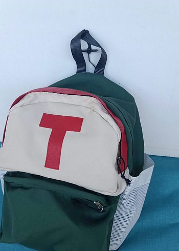 Diğer Renkli Ve Sik Spor Sirt Cantasi