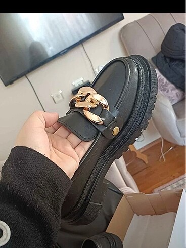 39 Beden siyah Renk Hediye olduğu için satıyorum hiç giyilmedi