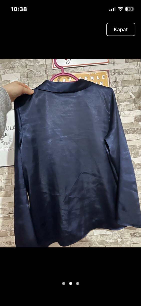 Düğmeli Lacivert Kadın Saten Gömlek - Görsel 2