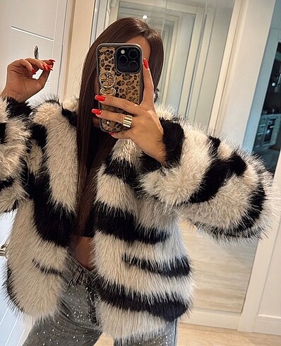 Zara ZARA VİRAL PELUŞ KÜRK