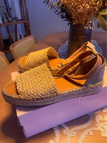 Elle Elle Sandalet