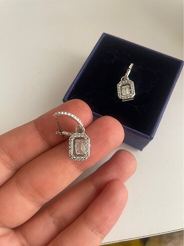 Swarovski küpe