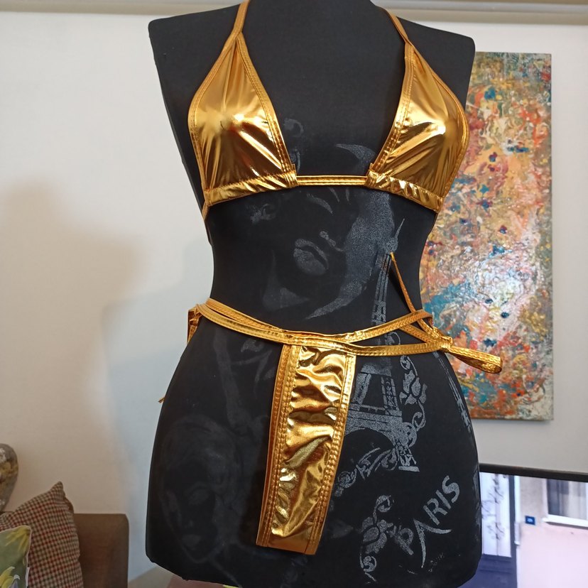 Parlak Altın Renkli Strappy Bikini - Görsel 4