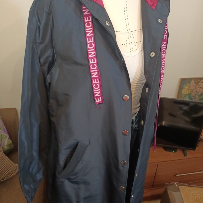 Lacivert Uzun Kadın Yağmurluk - Görsel 4