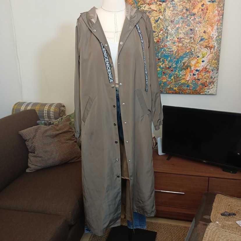 Bej Uzun Kadın Trençkot Düğmeli - Görsel 3