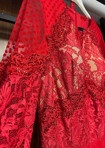 Dantel Detaylı Uzun Kırmızı Kadın Abiye Elbise - Görsel 6