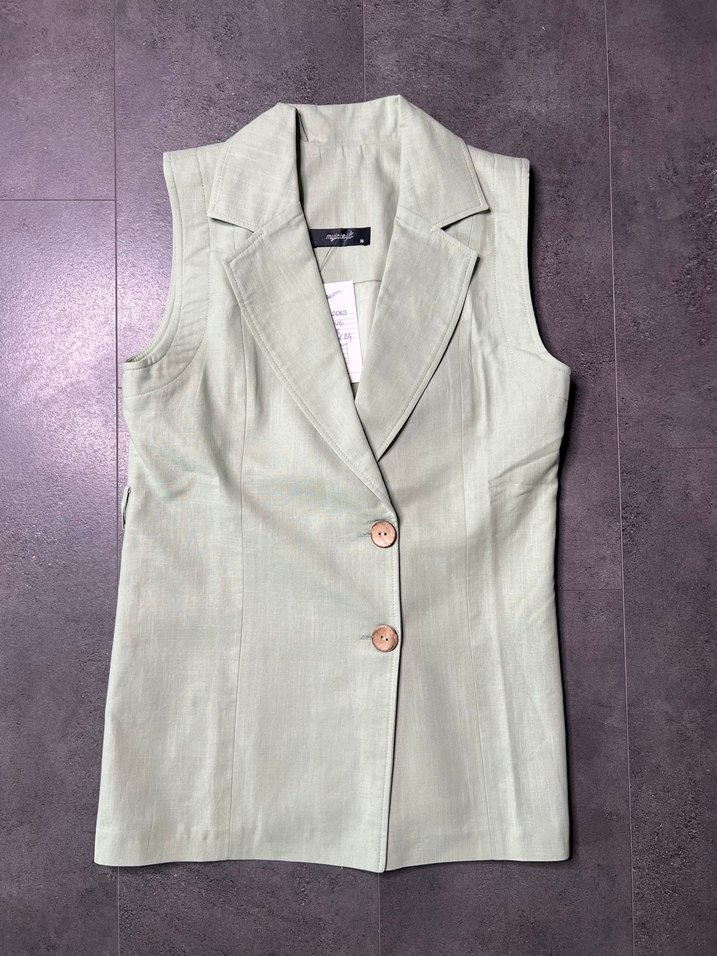 Pastel Yeşili Keten Düğmeli Kadın Kolsuz Yelek - Görsel 2