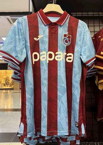 Trabzonspor Yeni Sezon Forması - Görsel 7