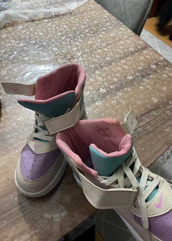 Bağcıklı ve Çırtçırtlı Pastel Renkli Kız Çocuk Spor Ayakkabı - Görsel 3