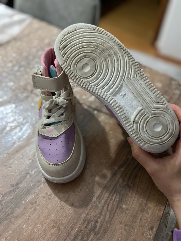 Bağcıklı ve Çırtçırtlı Pastel Renkli Kız Çocuk Spor Ayakkabı - Görsel 4