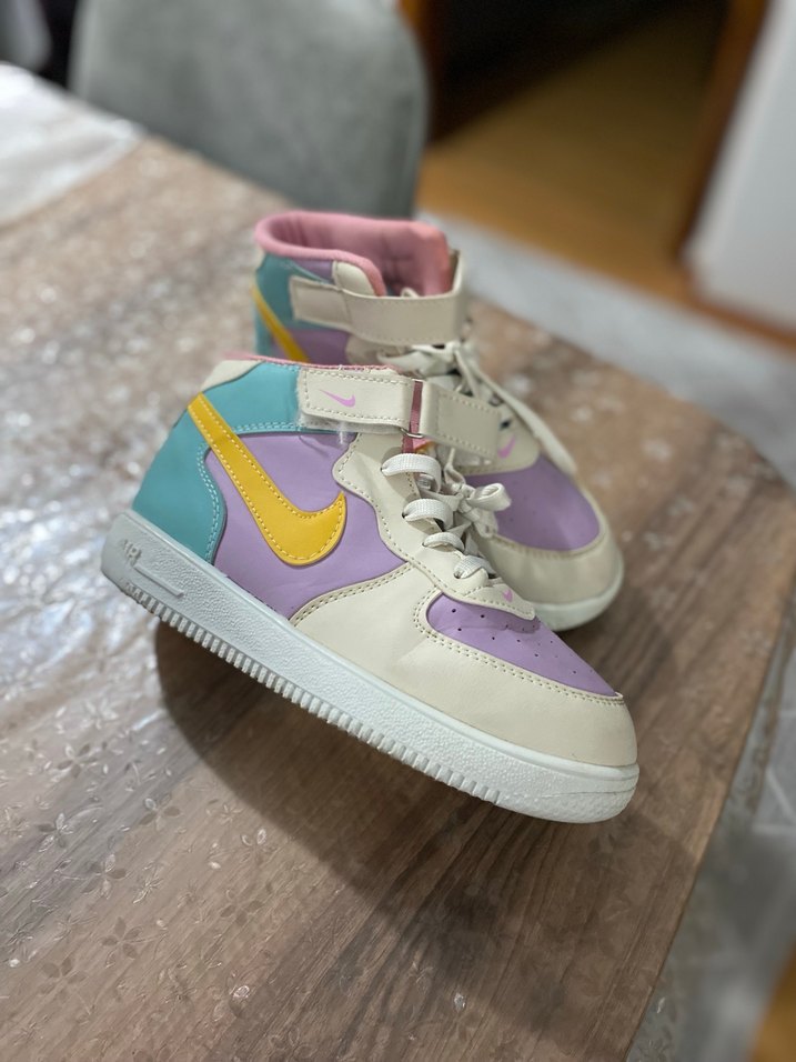 Bağcıklı ve Çırtçırtlı Pastel Renkli Kız Çocuk Spor Ayakkabı - Görsel 2