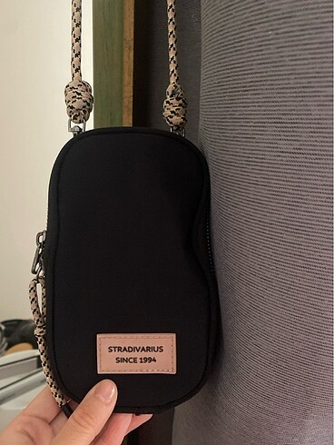Beden stradivarius askılı çanta