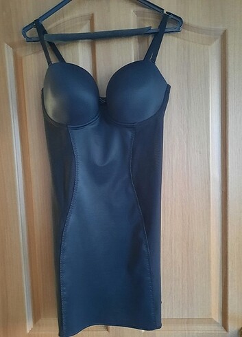 Marks & Spencer, Elbise KORSE
