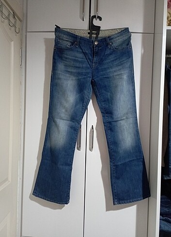 34 Beden mavi Renk Mavi jeans
