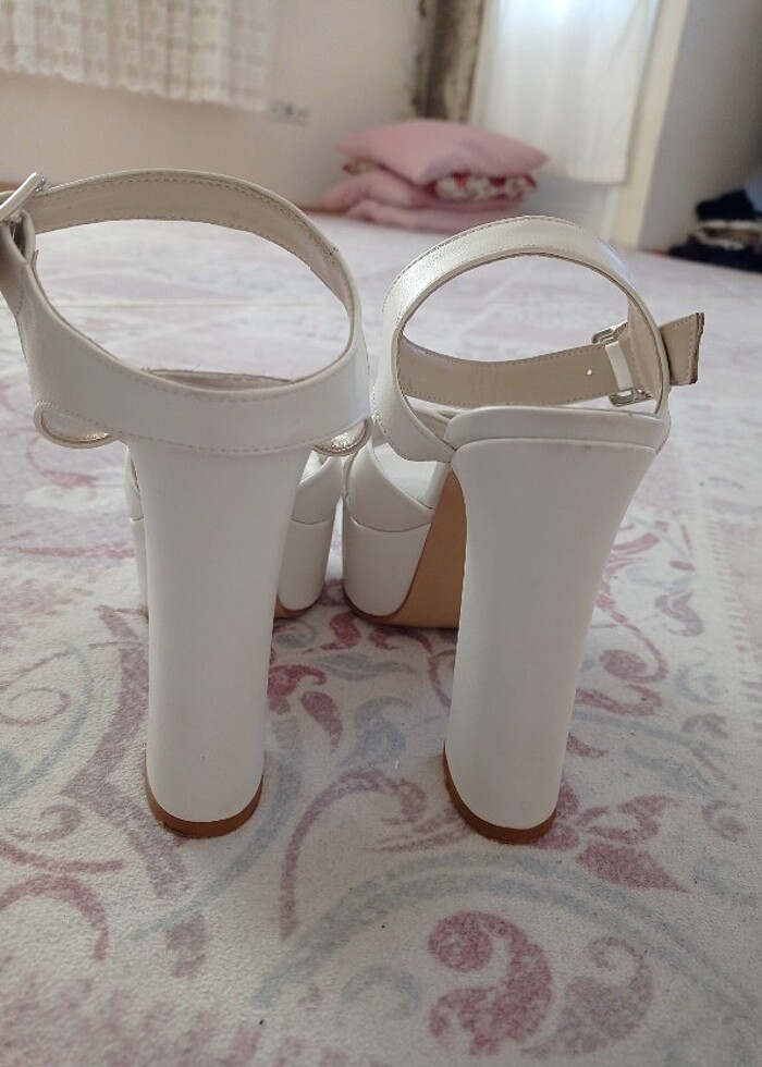 Kalın topuklu düğün ayakkabısı - Görsel 2