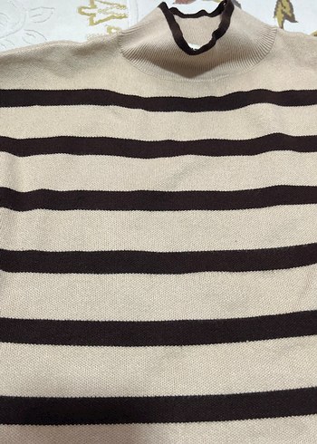 Düğmeli Boğazlı Kahverengi Triko Kazak - Görsel 3