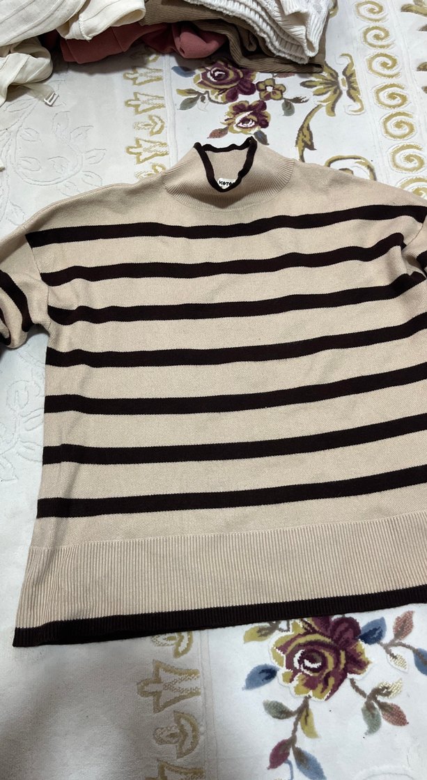 Düğmeli Boğazlı Kahverengi Triko Kazak - Görsel 2