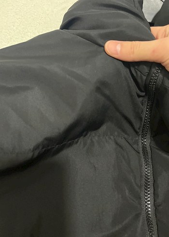 Siyah oversize şişme mont - Görsel 3