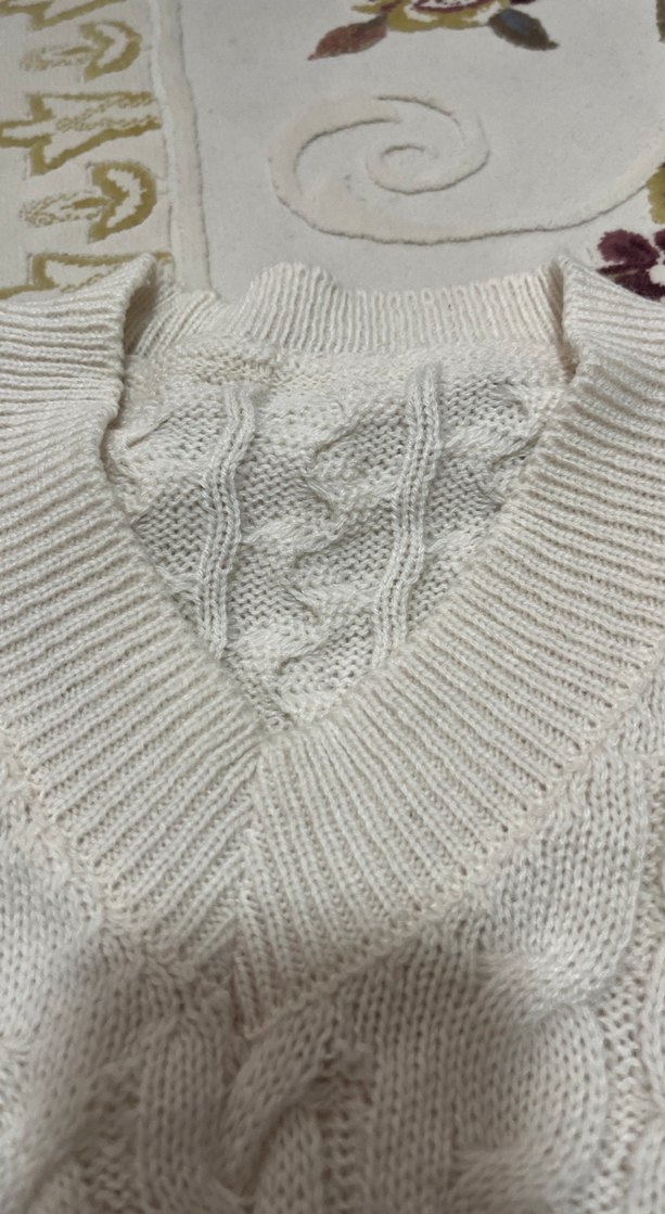 V Yaka Gri Örgü Kadın Süveter - Görsel 2