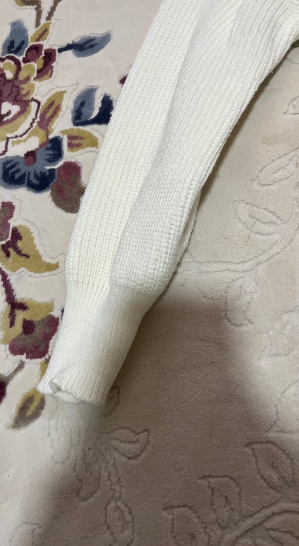 Fırfırlı Beyaz Triko Kadın Kazak - Görsel 3